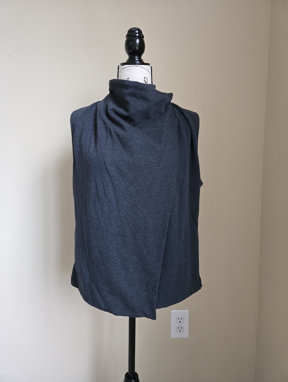 Synergy Open Vest Womens L Gray Organic Cotton Blend